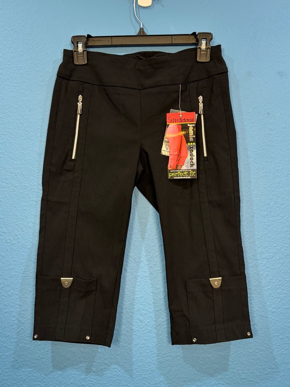 Jamie Sadock Skinnylicious Black Golf Nylon Rayon Capri Pants New Women Size 2